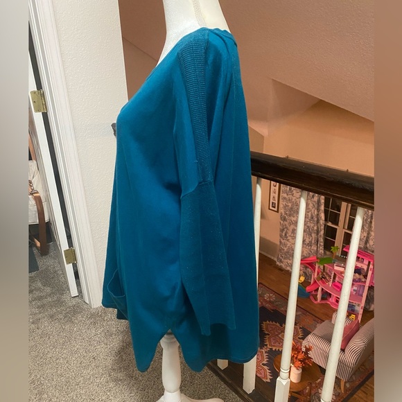 Lilly Pulitzer tunic top - Picture 2 of 5